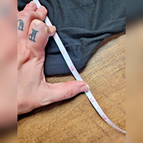 George v-neck tie back dress - Picture 5 of 10